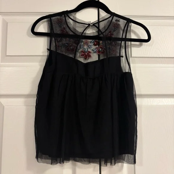 Whimsigoth Black Top with Floral Embroidery - Picture 4 of 6
